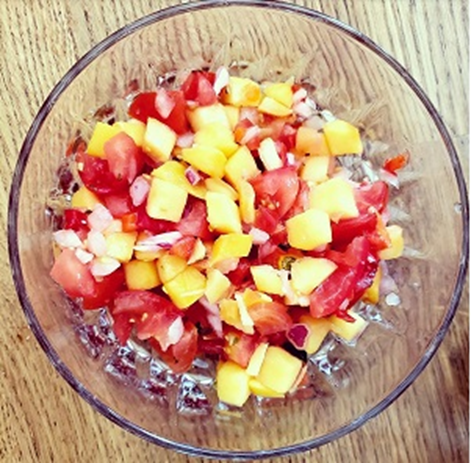 5 Minute Mango Salsa
