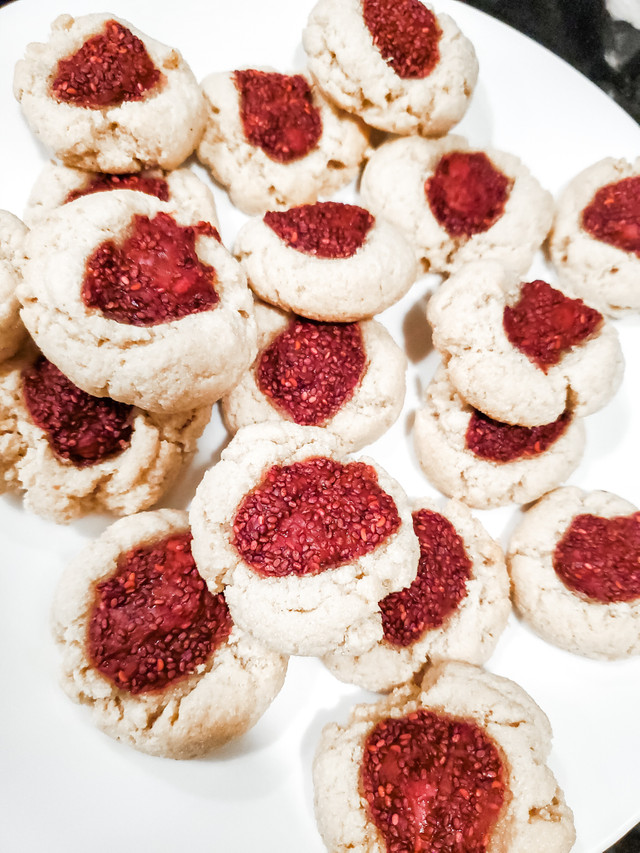 Easy Gluten Free Thumbprint Cookies