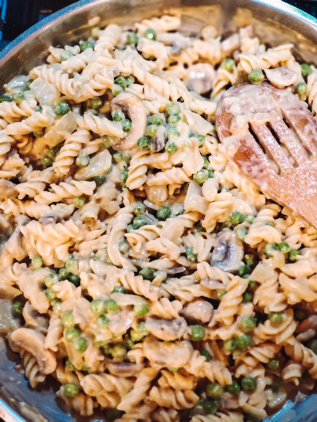 Creamy Vegan Tahini Pasta